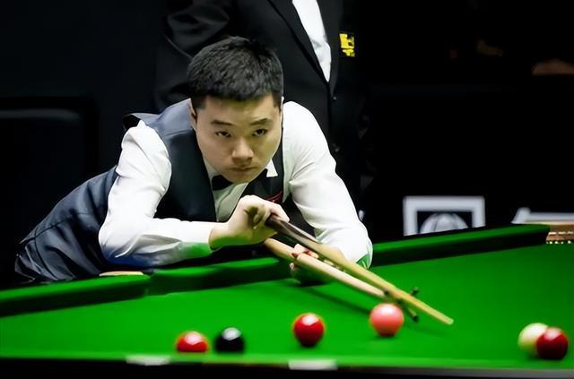 就必须在外 就必须在外