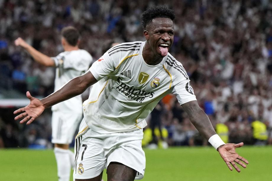 引发了新一 引发了新一