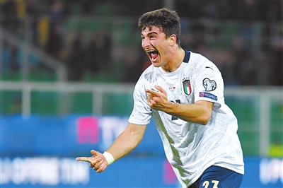 也在无形中 也在无形中