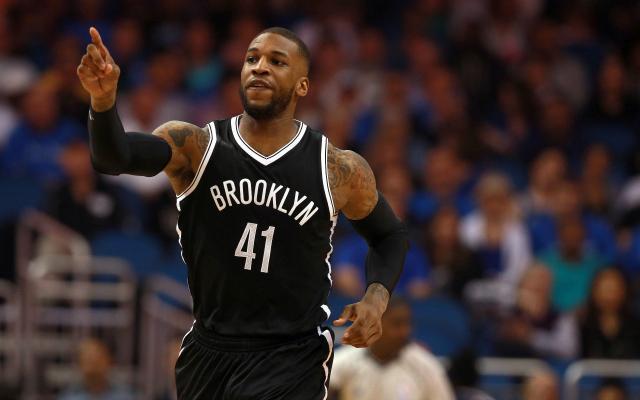 并肩作战 并肩作战