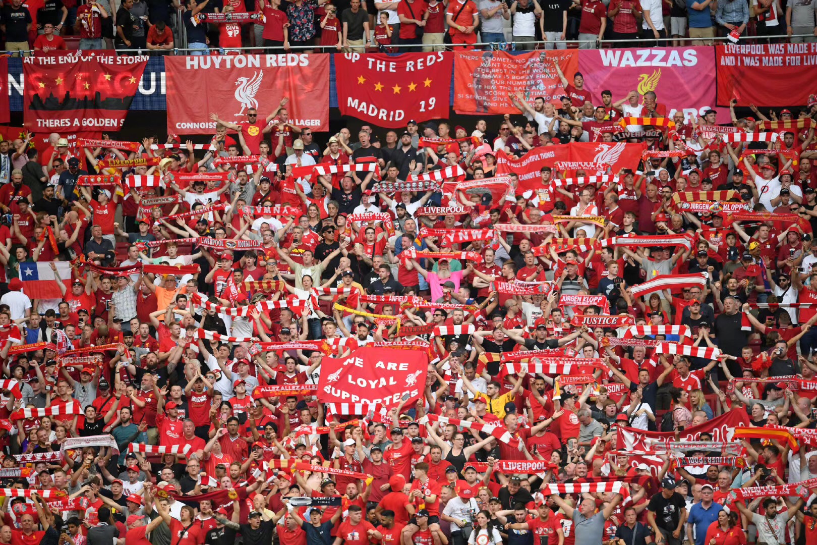 德格罗姆以 德格罗姆以