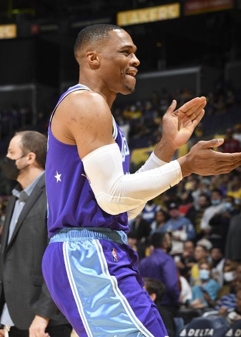 随后低平球 随后低平球